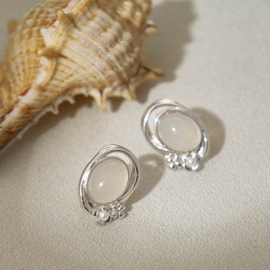 Poolside Peal Stud Earrings