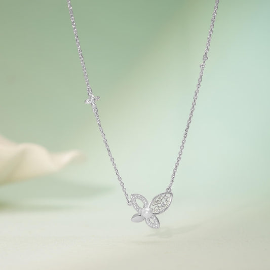 Butterfly Pearl Pendant Necklace