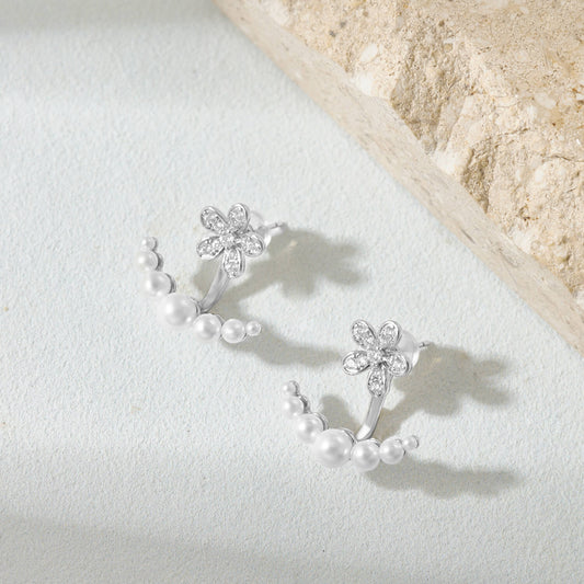Daisy Pearls Stud Earrings