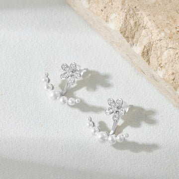 Daisy Pearls Stud Earrings
